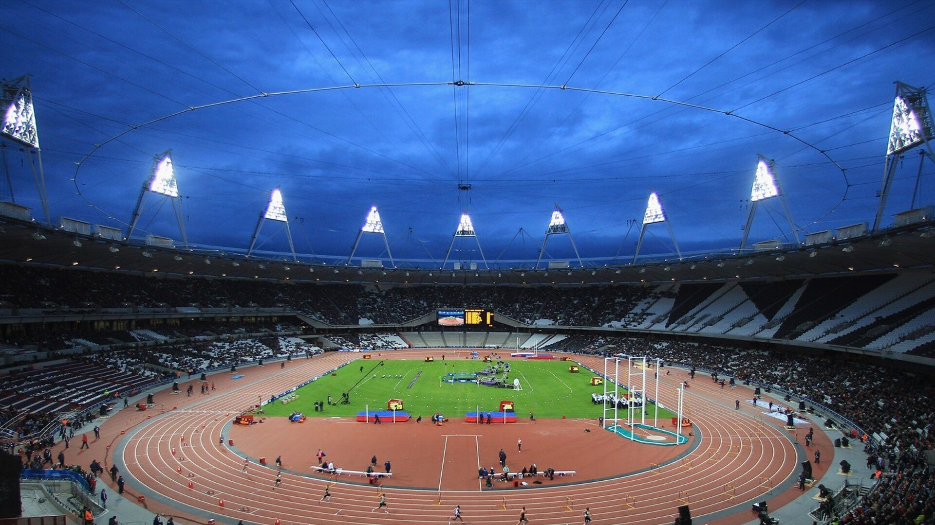 开云-惊天爆冷！詹姆斯率队掀翻FPX，赛况扑朔迷离引发全网热议